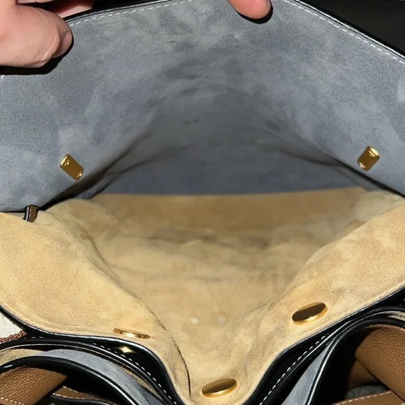 Tory Burch Brown Leather Shoulder Bag with Black Handles - Picture 15 of 16